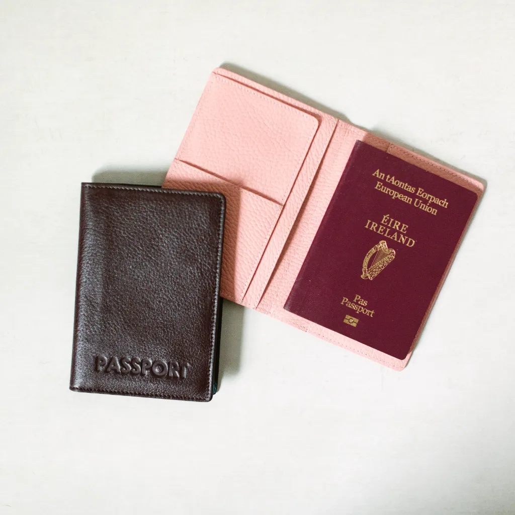 Deluxe Passport Case