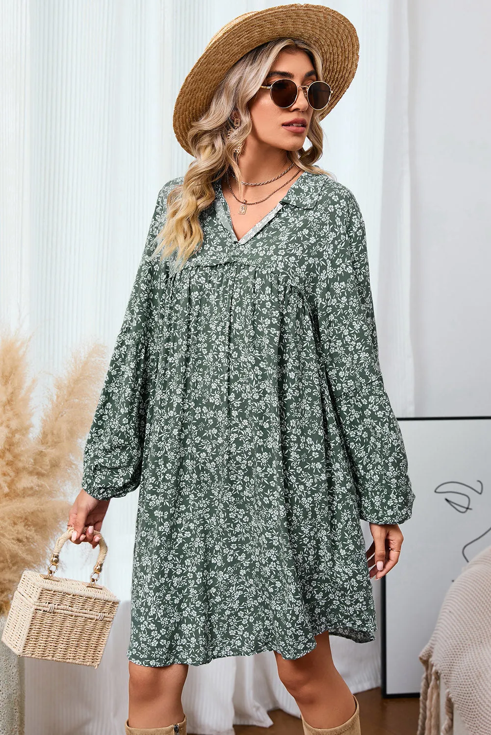 Green Ditsy Floral Print Notch Neck Long Sleeve Boho Dress